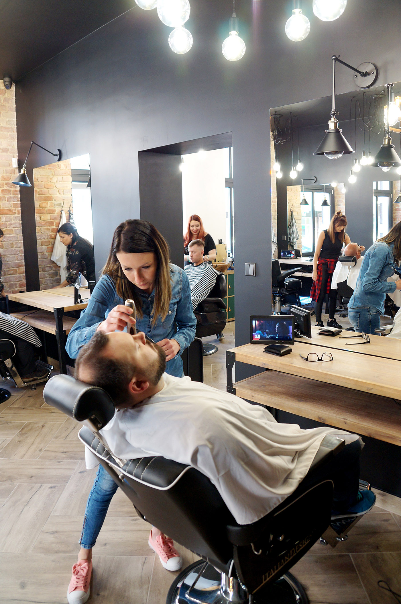 Men Factor Barber Shop Szczecin